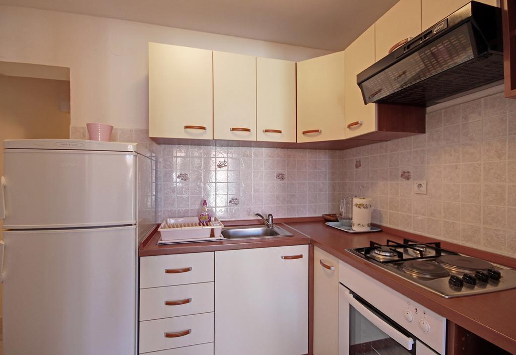 Apartments Near Old Town Dubrovnik Room photo