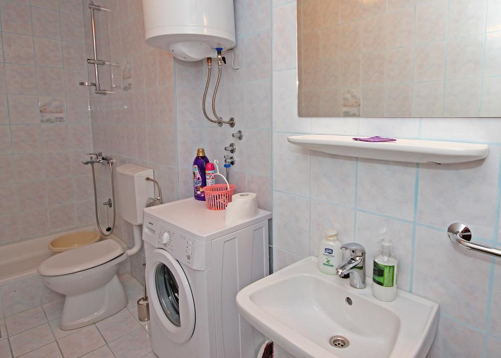 Apartments Near Old Town Dubrovnik Room photo