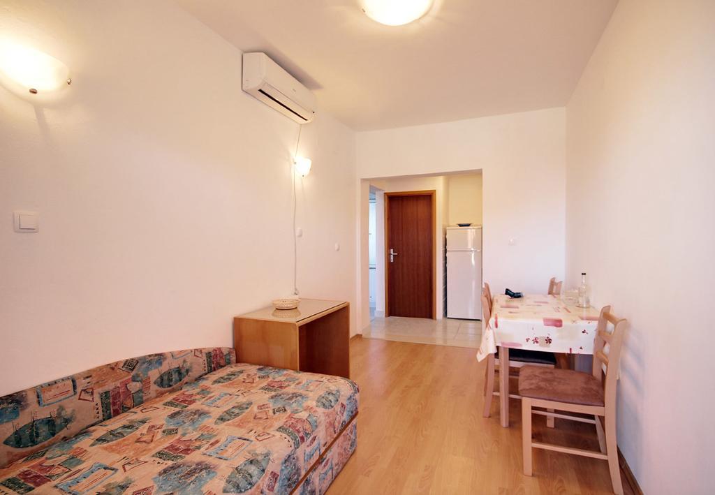 Apartments Near Old Town Dubrovnik Room photo