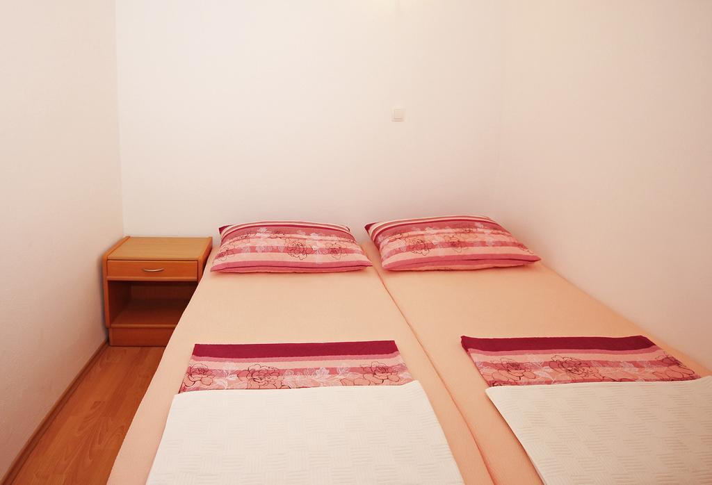 Apartments Near Old Town Dubrovnik Room photo